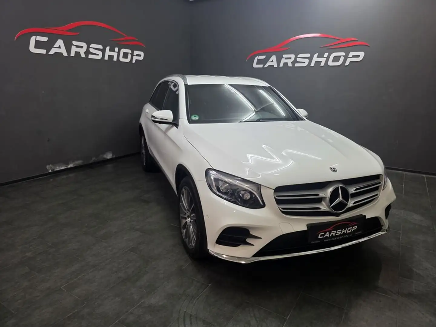 Mercedes-Benz GLC 220 d 4Matic Amg-Line Weiß - 2