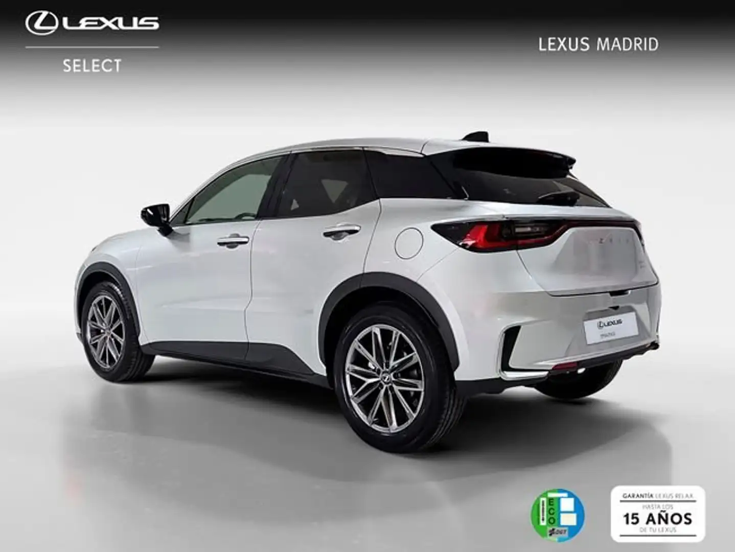 Lexus LBX 1.5 136cv HEV Elegant Black Plateado - 2