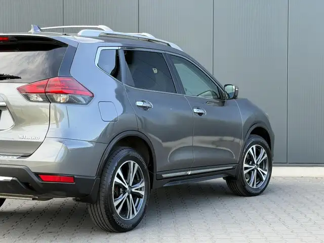 Nissan X-Trail view 5