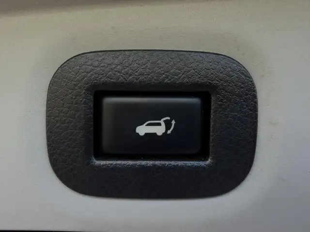 Nissan X-Trail view 28