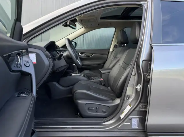 Nissan X-Trail view 18