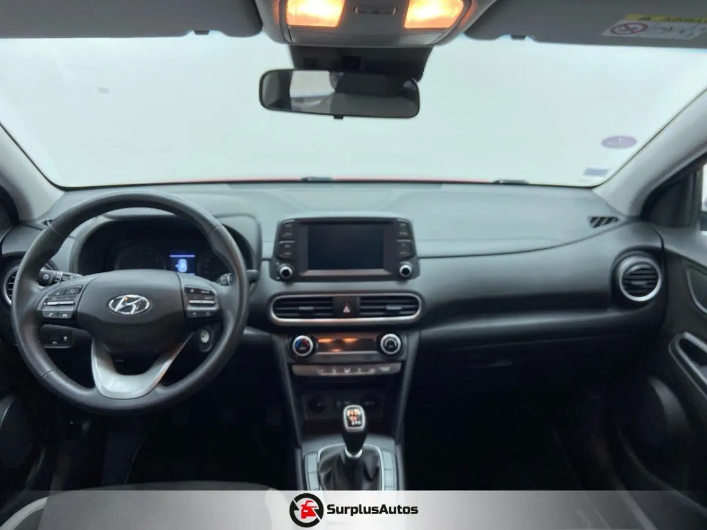 Hyundai KONA 1.0 T-GDi 120 Intuitive Red - 2