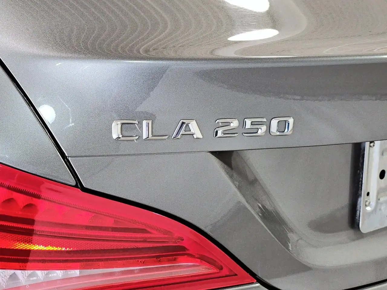 Mercedes-Benz CLA снимка Mercedes-Benz CLA
