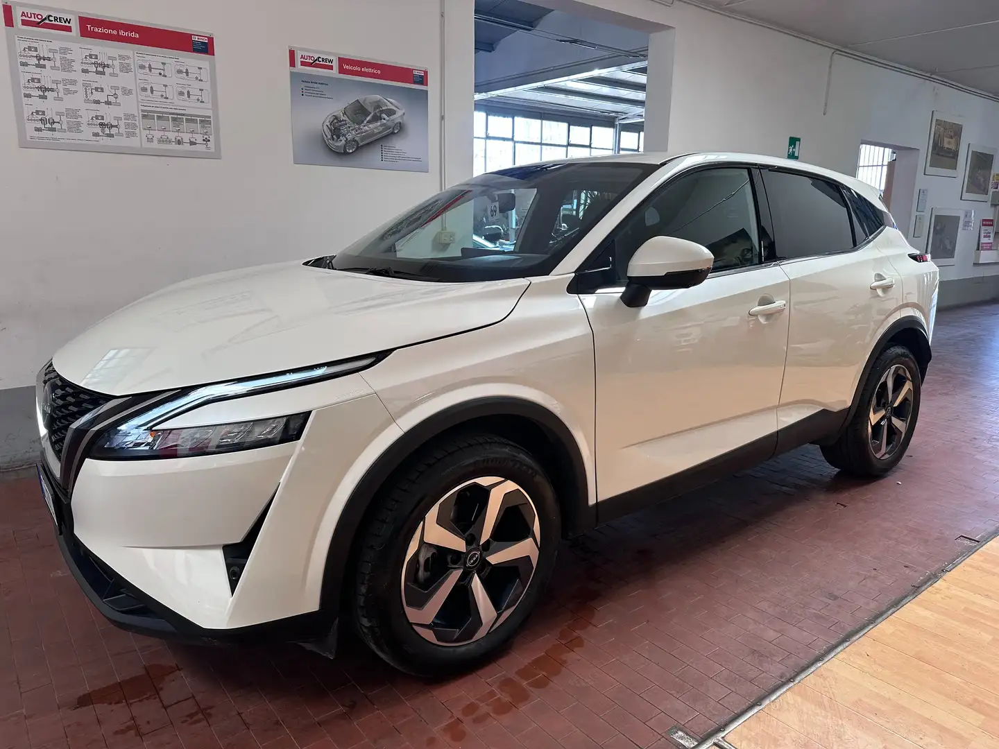 Nissan Qashqai Qashqai 1.3 mhev N-Connecta 2wd 158cv xtronic Bianco - 1