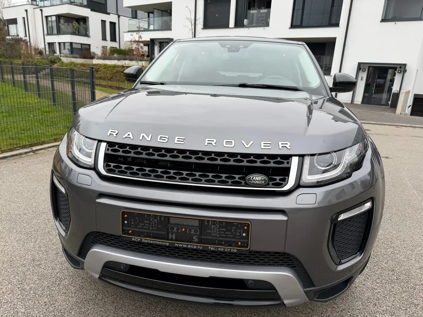 Land Rover Range Rover Evoque Range Rover Evoque TD4 Aut. SE Dynamic Gris - 2