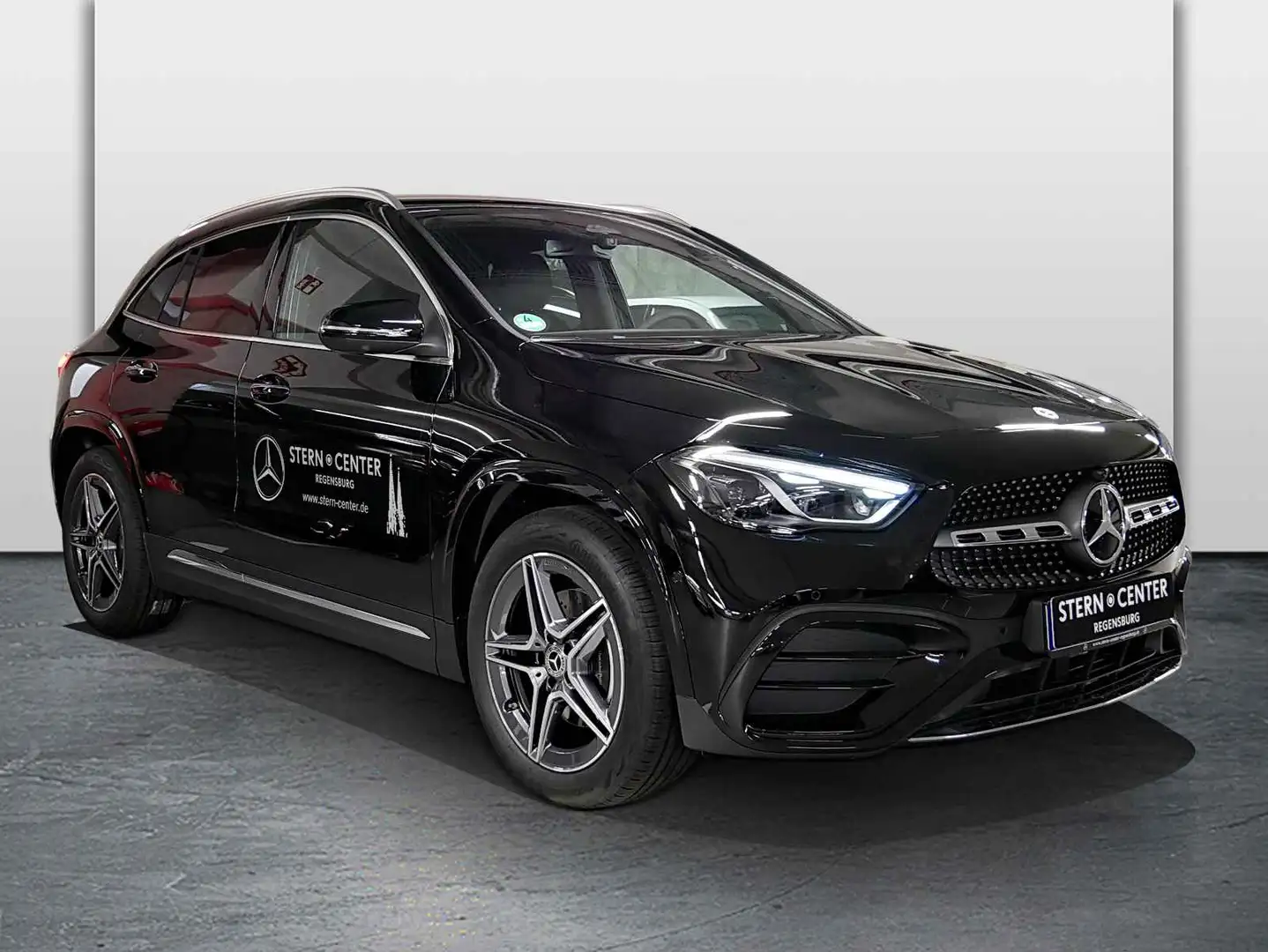 Mercedes-Benz GLA 180 d AMG Wide MBeam AHK 360 Cam Keyl Totw Schwarz - 2