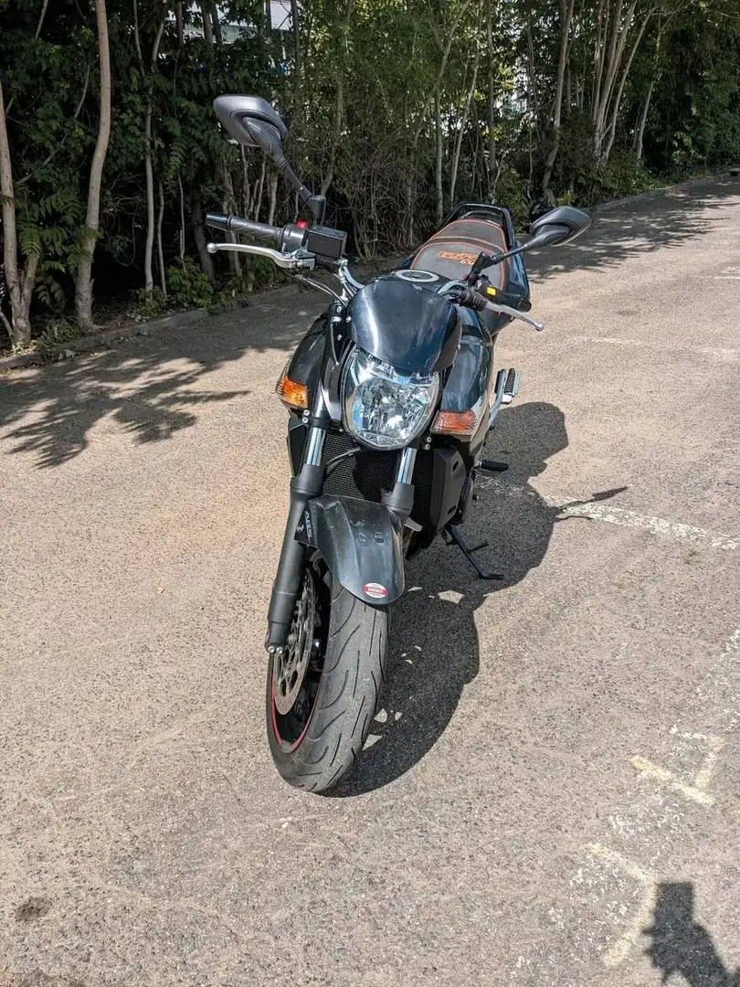 Suzuki GSR 600 Gris - 2