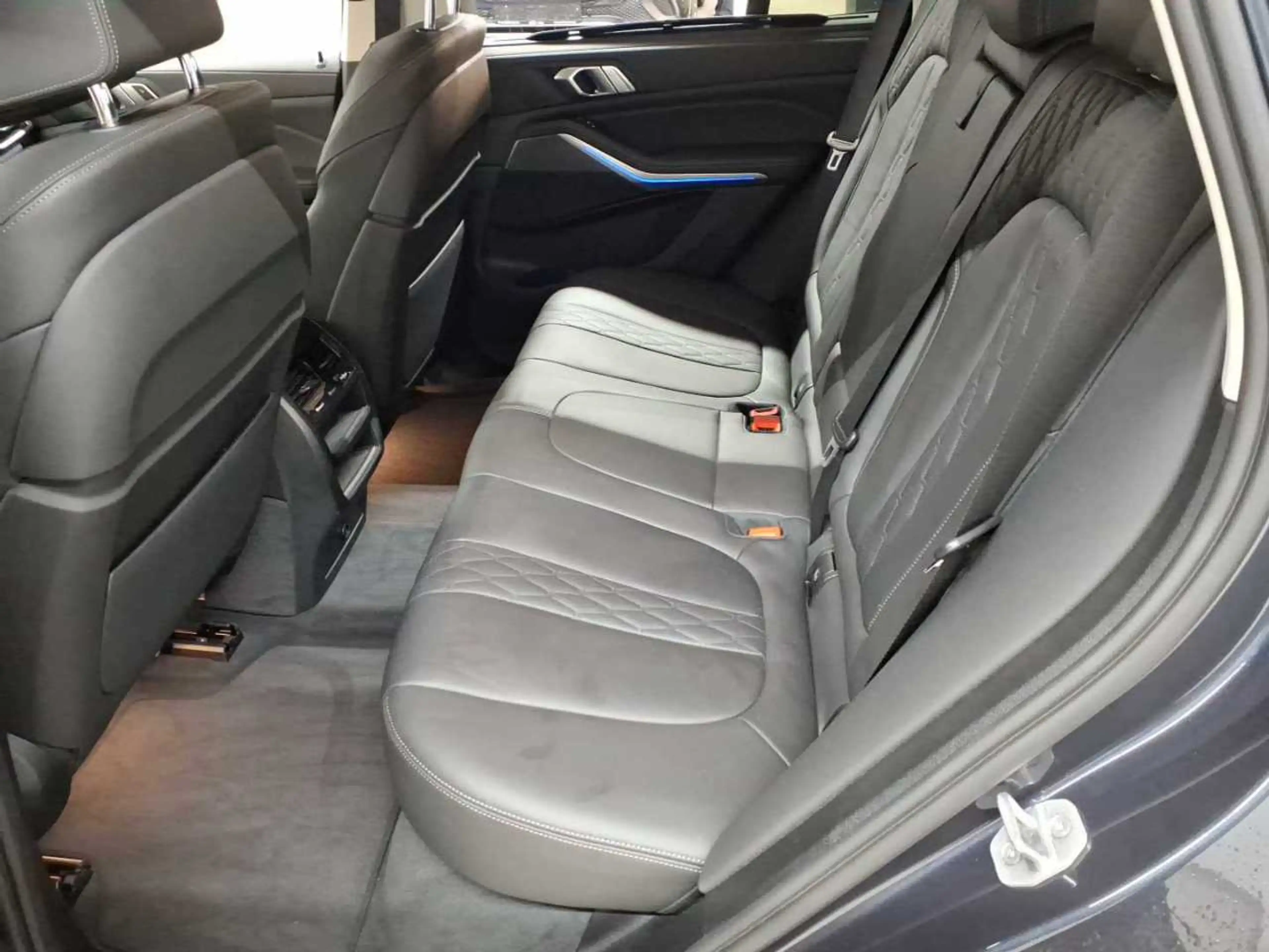 BMW X5 X5 xDrive30d xLine NAVI LED PDC KAM — photo 13