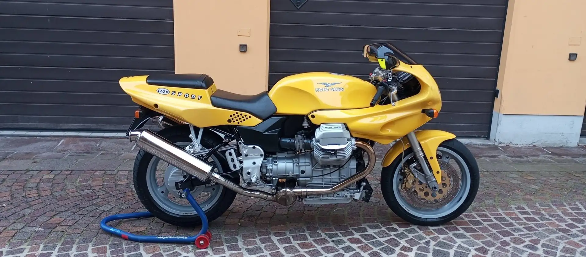 Moto Guzzi 1100 Sport i.e. Jaune - 1