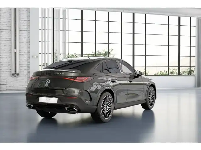 Mercedes-Benz GLC view 3