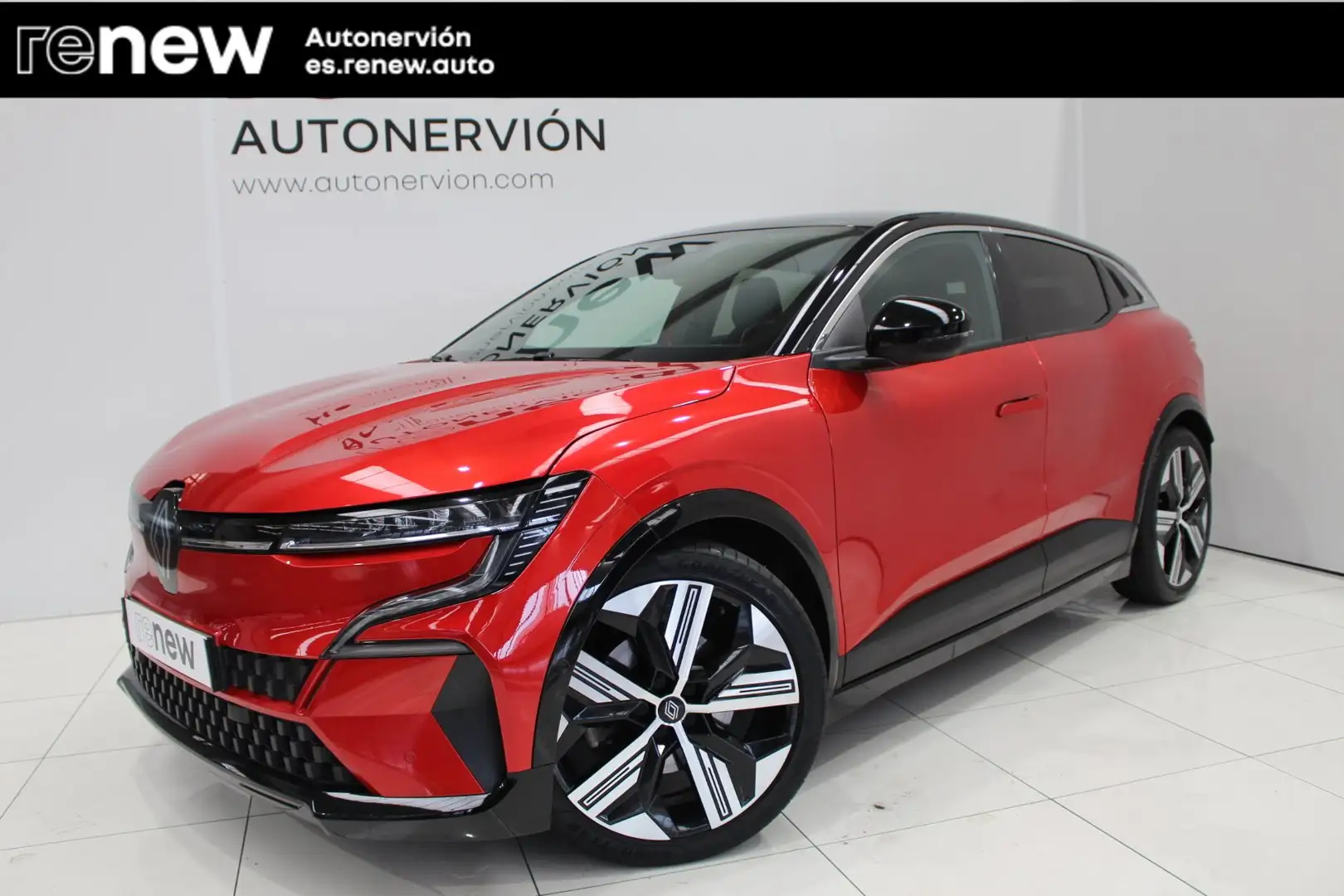 Renault Megane E-Tech Iconic Autonomía Confort AC22 EV60 160kW - 1