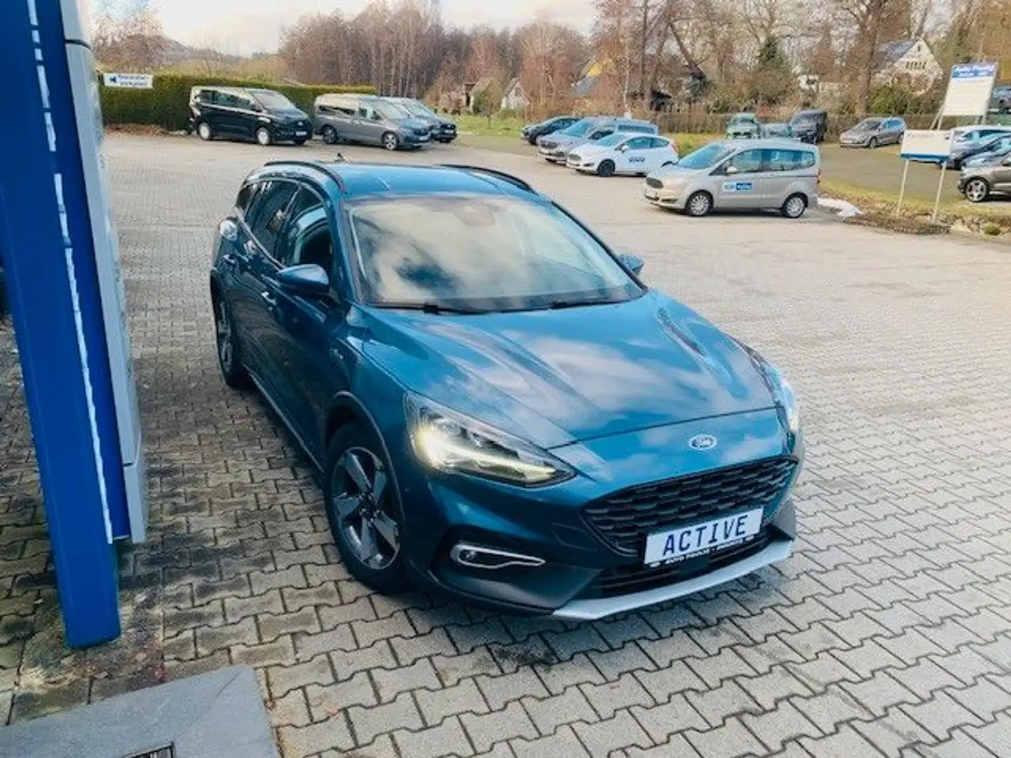 Ford Focus Active 2.0 Diesel Blau - 2