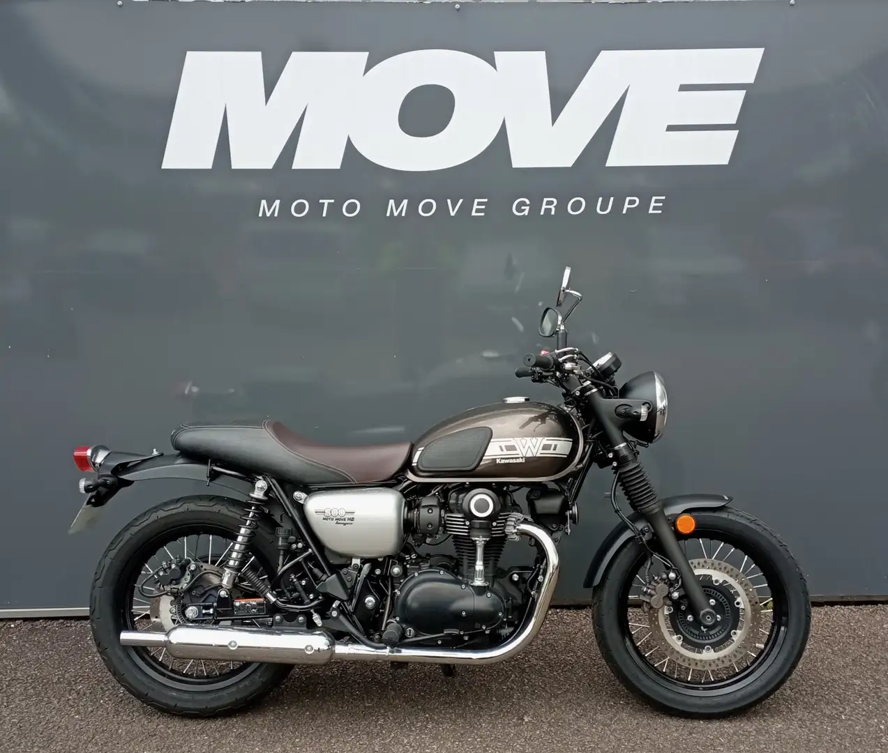 Kawasaki W 800 Šedá - 1