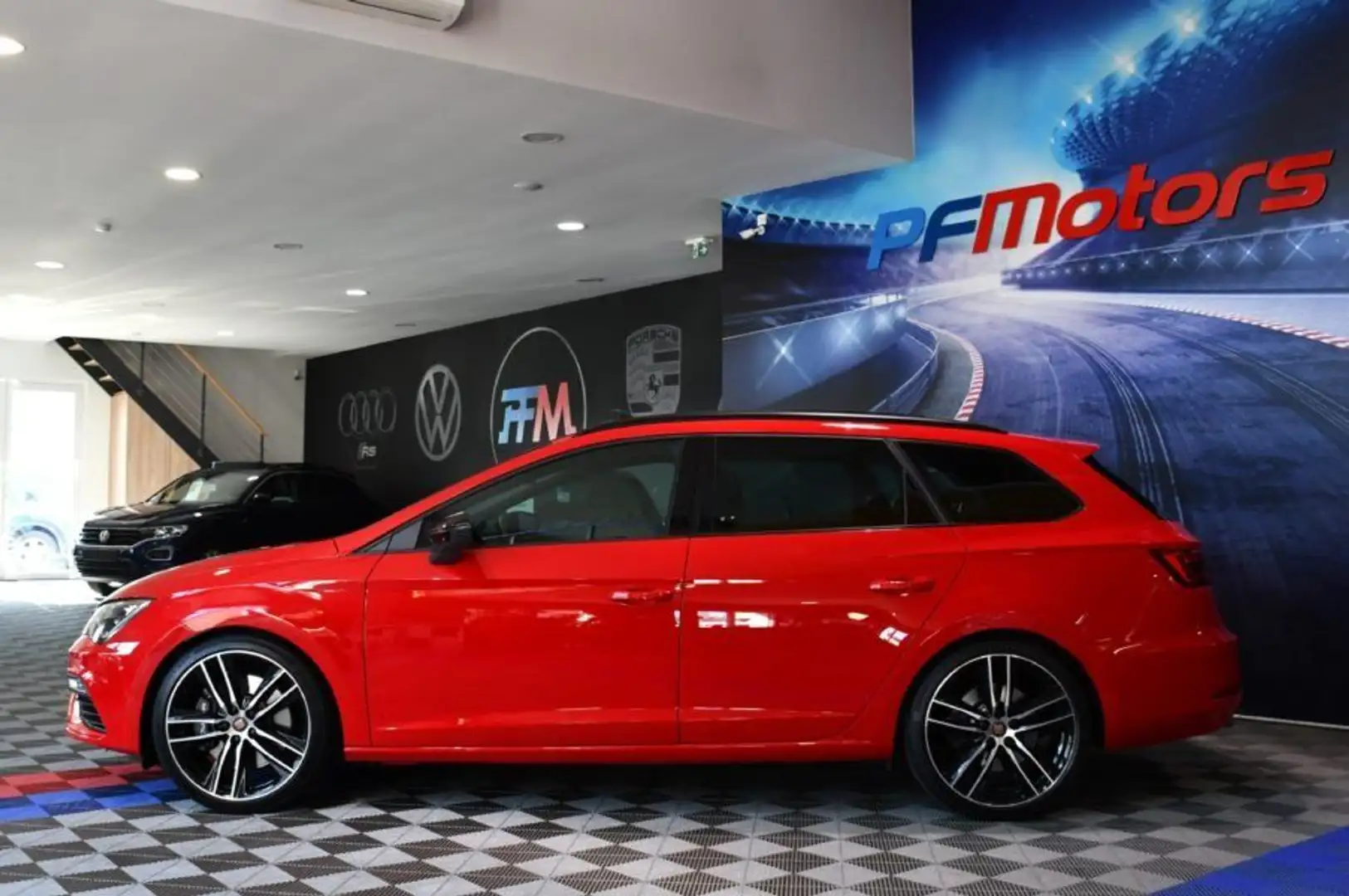 SEAT Leon Léon Cupra 2.0 TSI 300 4Drive DSG Virtual ACC DCC  Rouge - 2