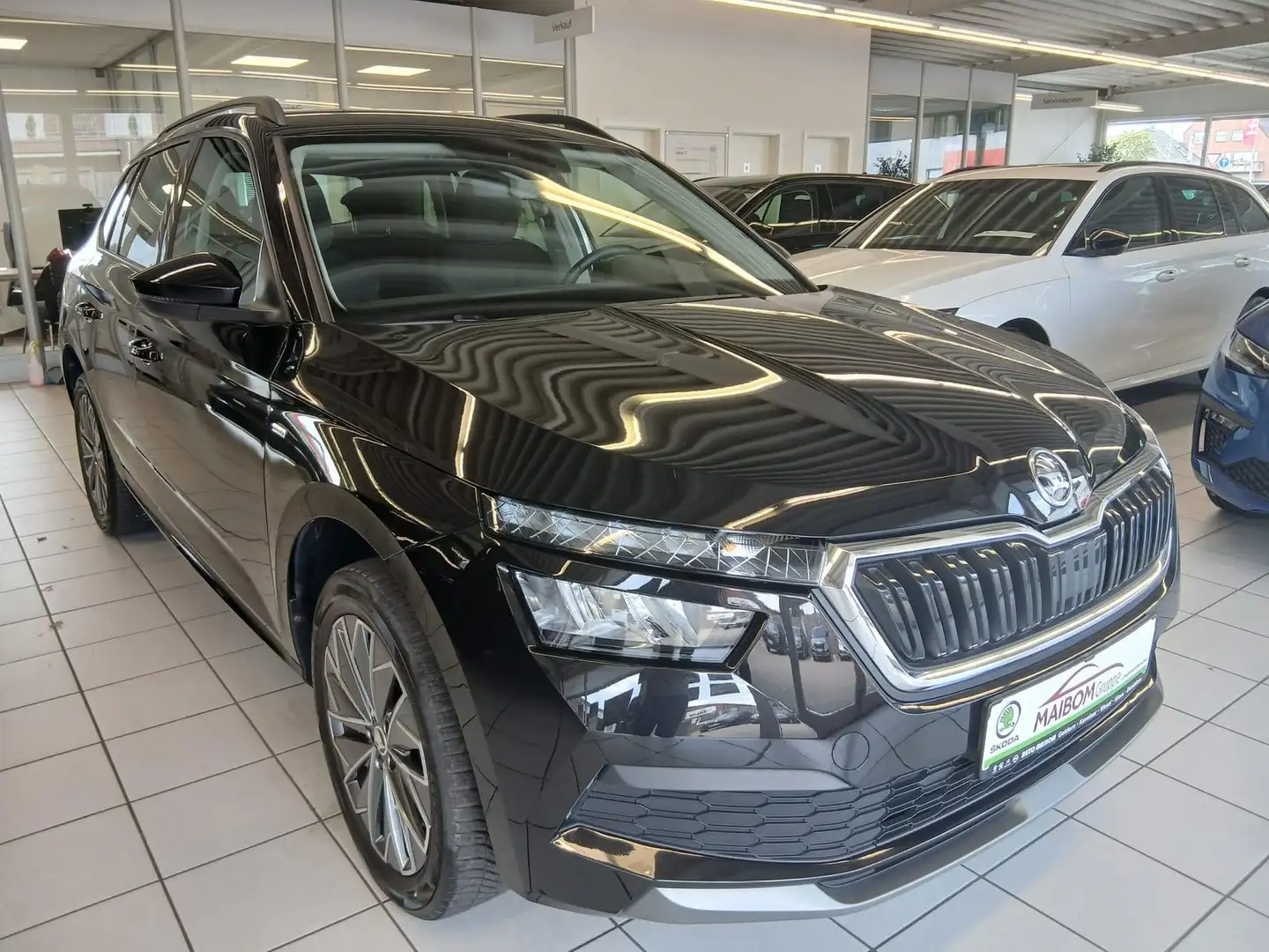 Skoda Kamiq Tour*AHK*PDC*SHZ*SmartLink Noir - 1