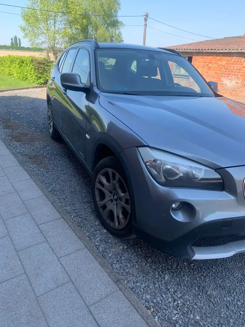 BMW X1 X1 xDrive23d Gris - 2