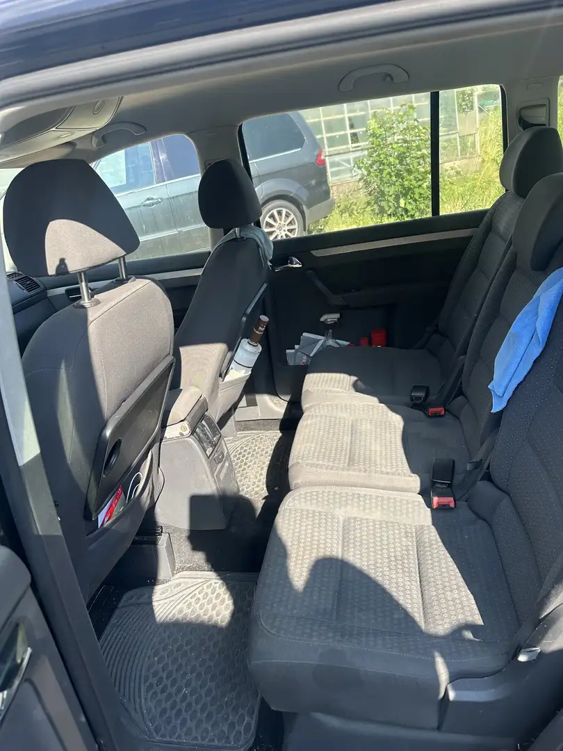 Volkswagen Touran 2.0 TDI Trendline - 1