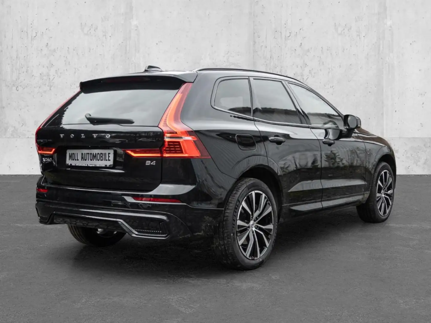 Volvo XC60 Plus Dark 2WD Digitales Cockpit Memory Sitze Sound Schwarz - 2