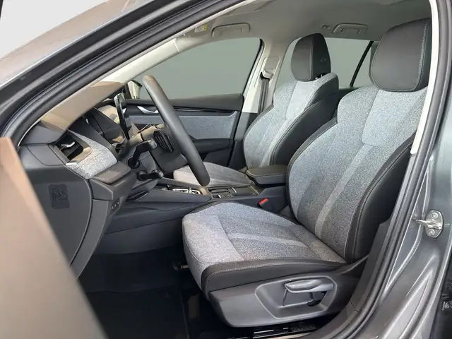 Skoda Octavia view 7