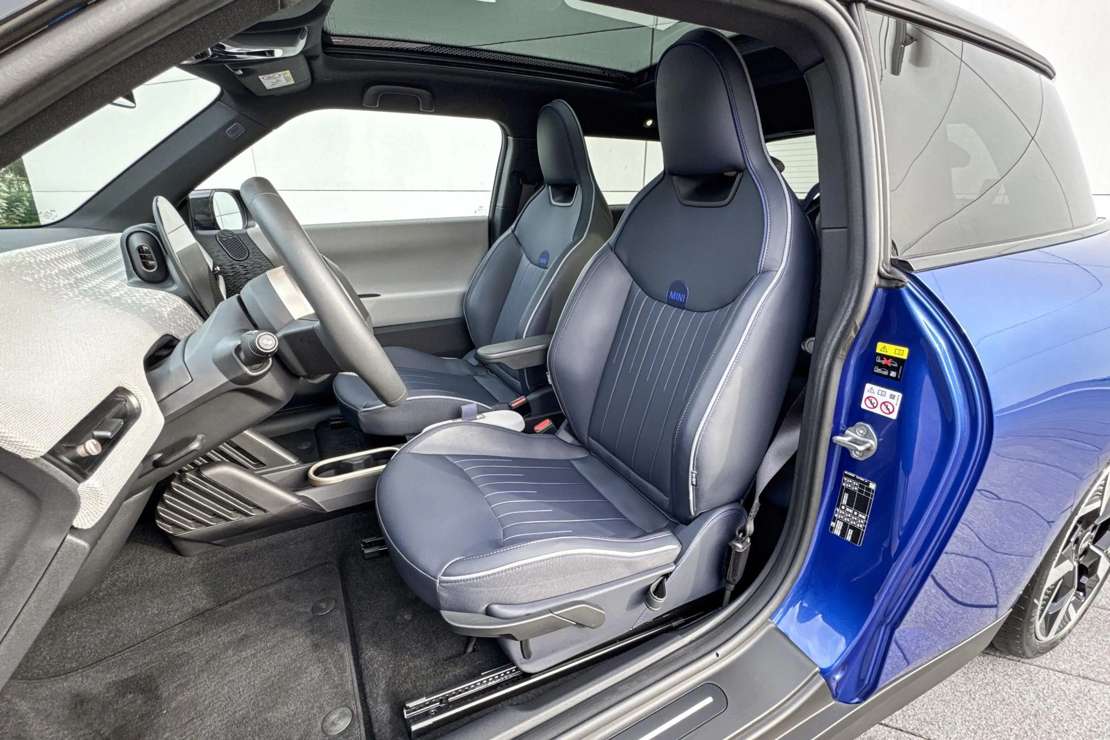 MINI Cooper SE 3-deurs Electric Cooper Favoured M 54.2 kWh — photo 9