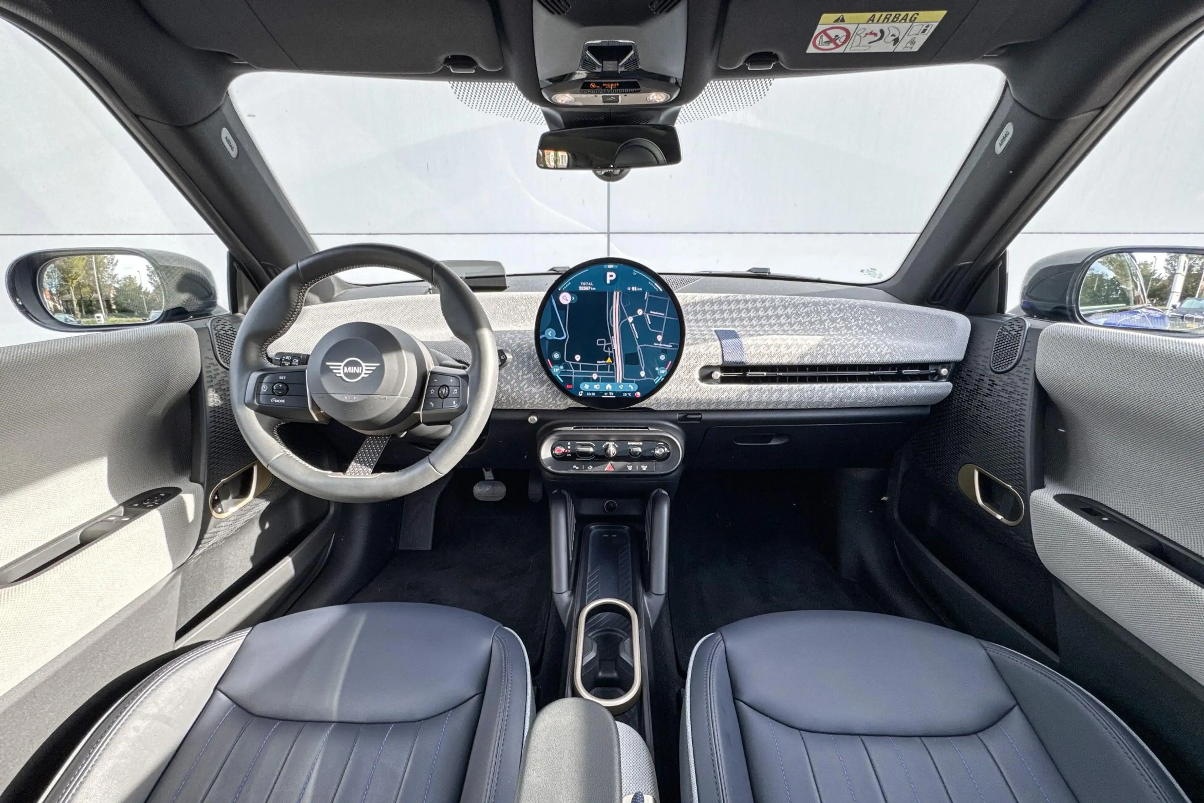 MINI Cooper SE 3-deurs Electric Cooper Favoured M 54.2 kWh — photo 11