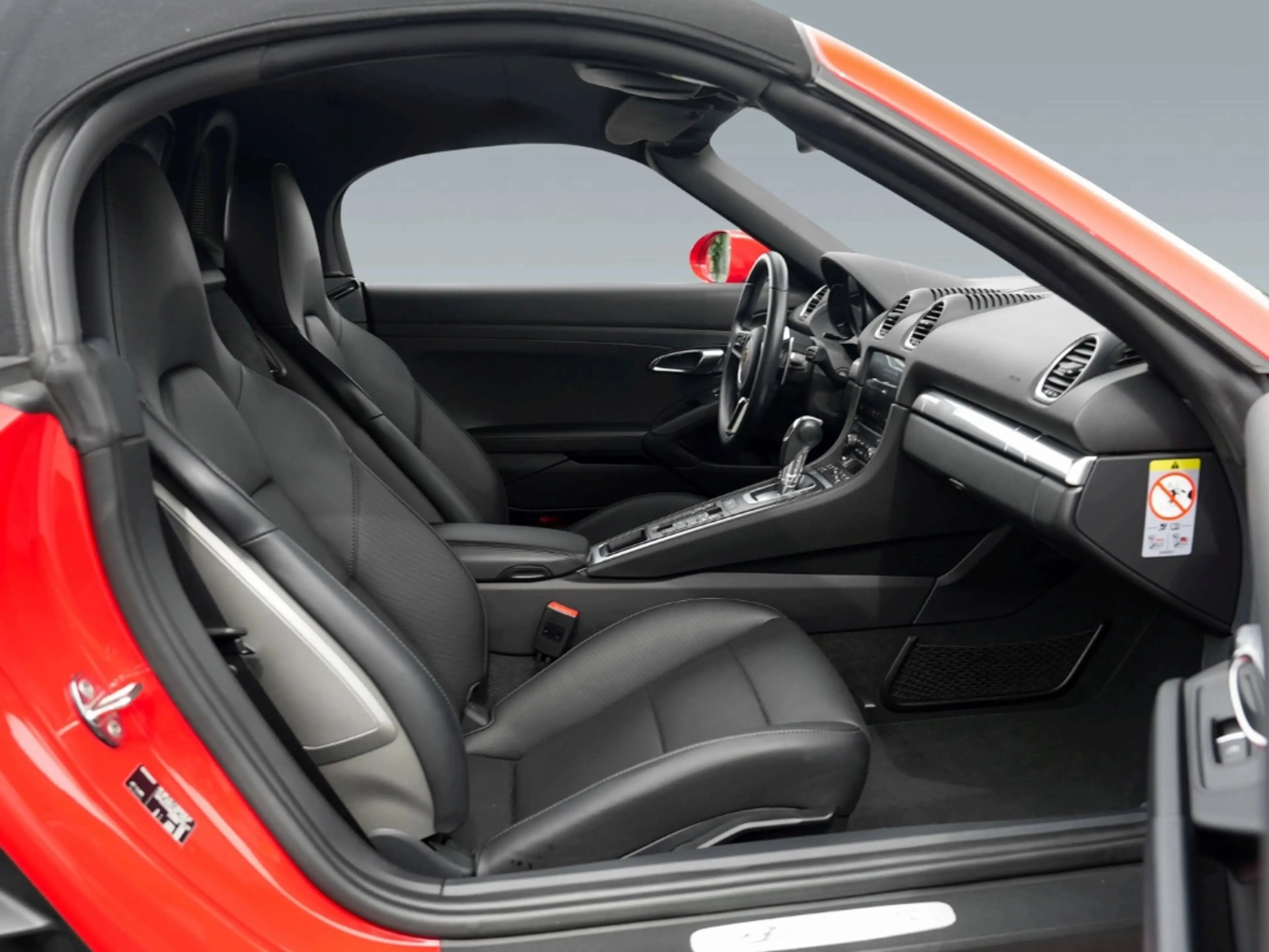 Porsche Boxster 718 S — photo 15
