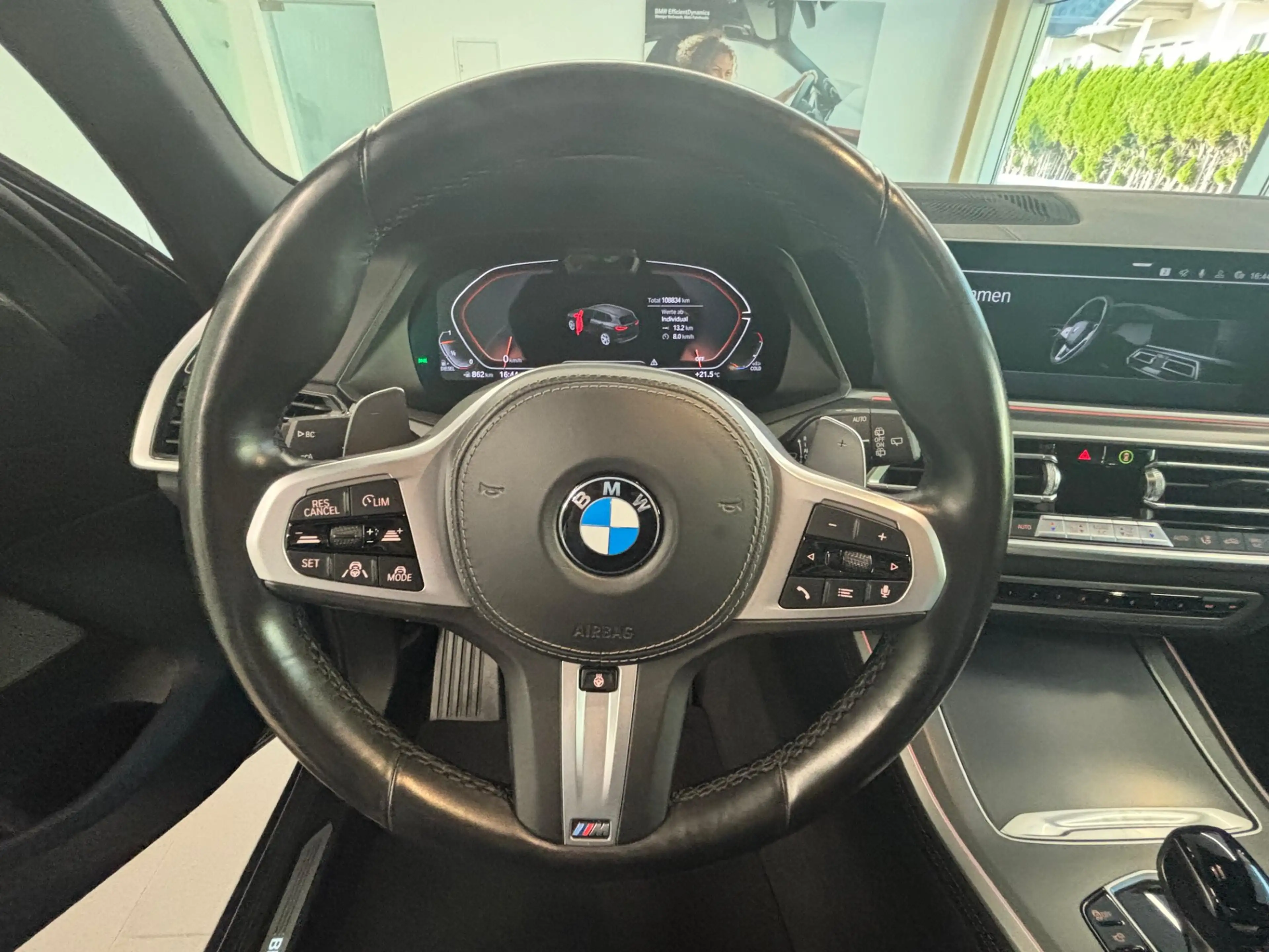 BMW X5 xDrive30d — photo 11
