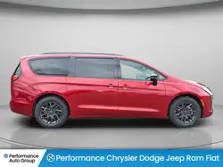 Chrysler Pacifica 2027