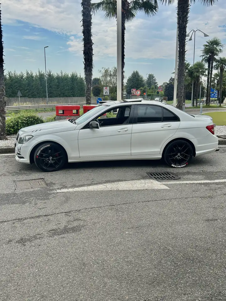 Mercedes-Benz C 200
