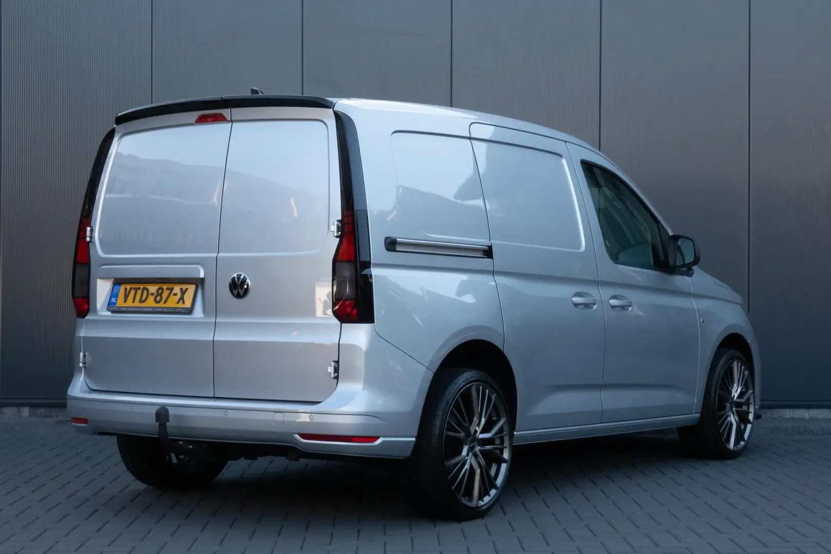 Volkswagen Caddy Cargo 2.0 TDI Comfort | ORIGINEEL NEDERLANDS | 1ST Grijs - 2