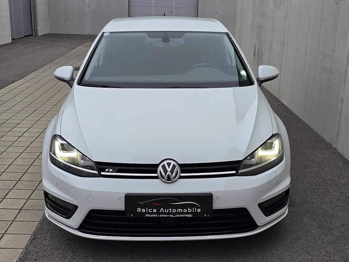 Volkswagen Golf R -Line *1. Besitz *ACC *Navi *PDC *App-Connect Weiß - 2