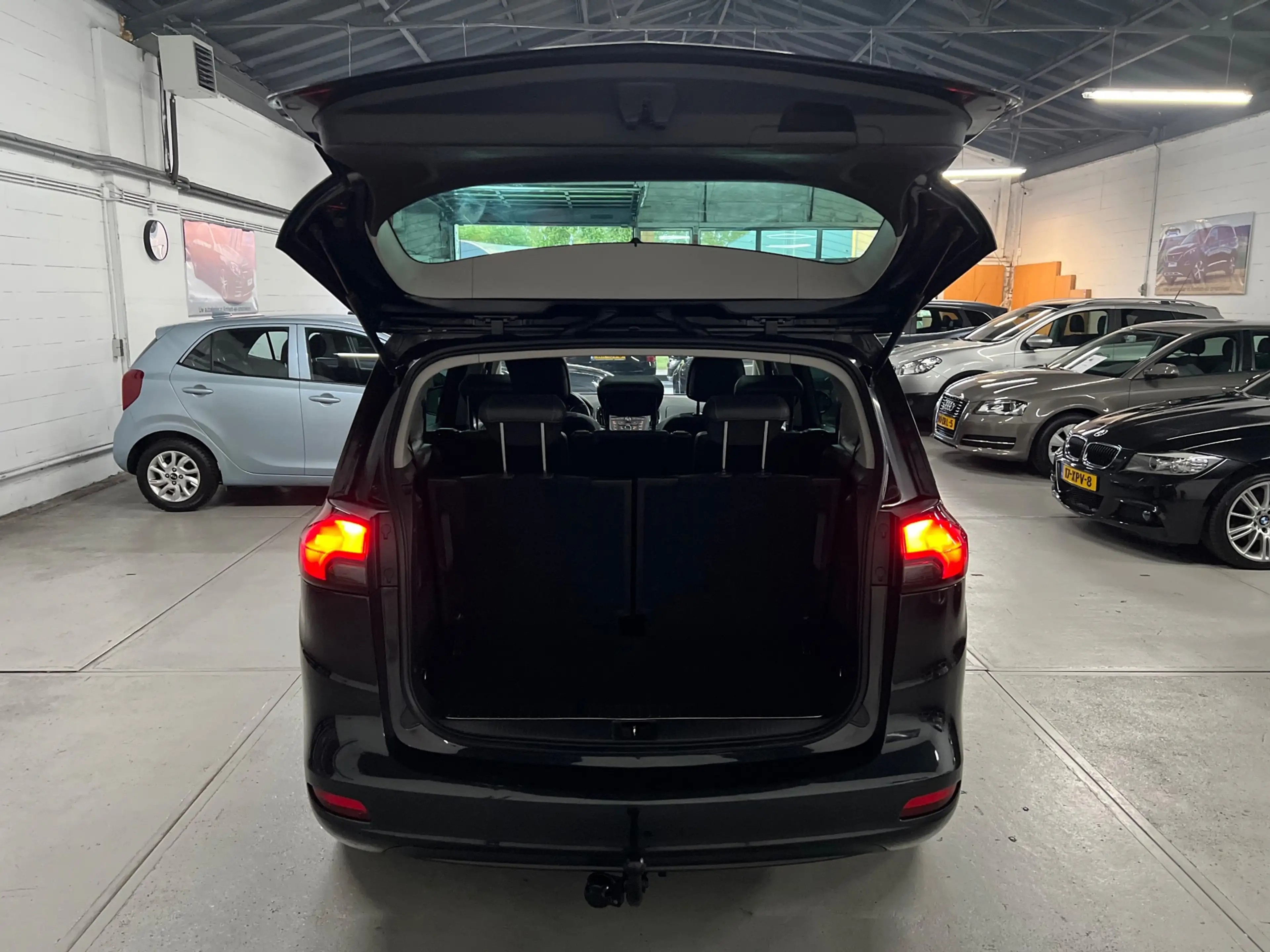 Opel Zafira Tourer 1.4 Cosmo 7p. Automaat PANORAMADAK — photo 27