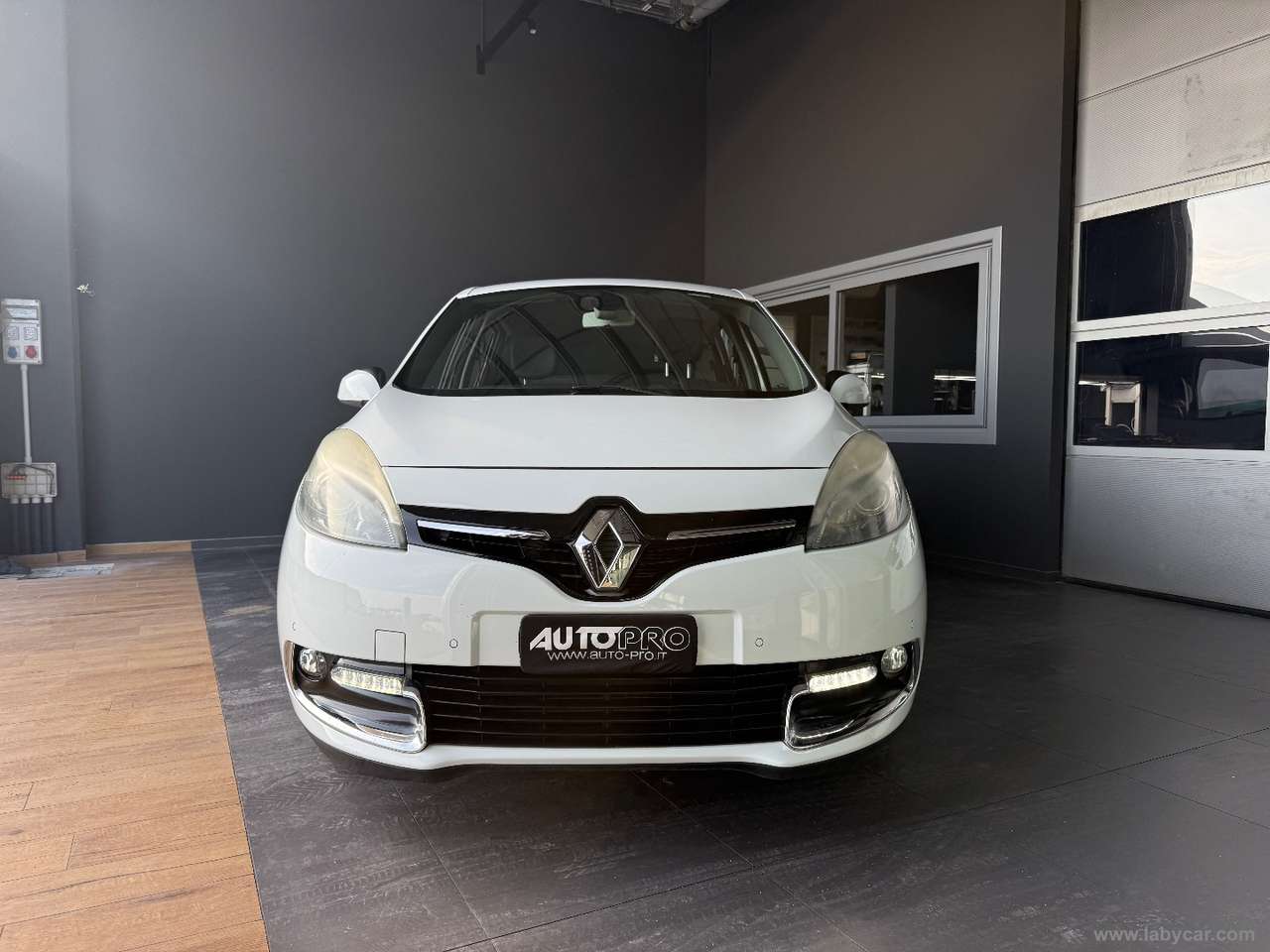 Renault Scenic XMod 1.5 dCi 110 CV Wave