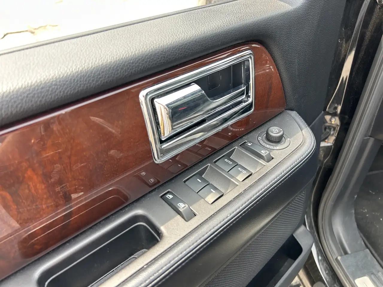 Lincoln Navigator снимка Lincoln Navigator