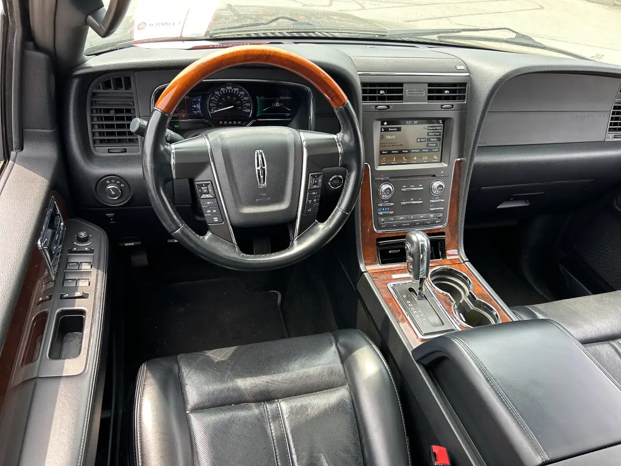 Lincoln Navigator снимка Lincoln Navigator