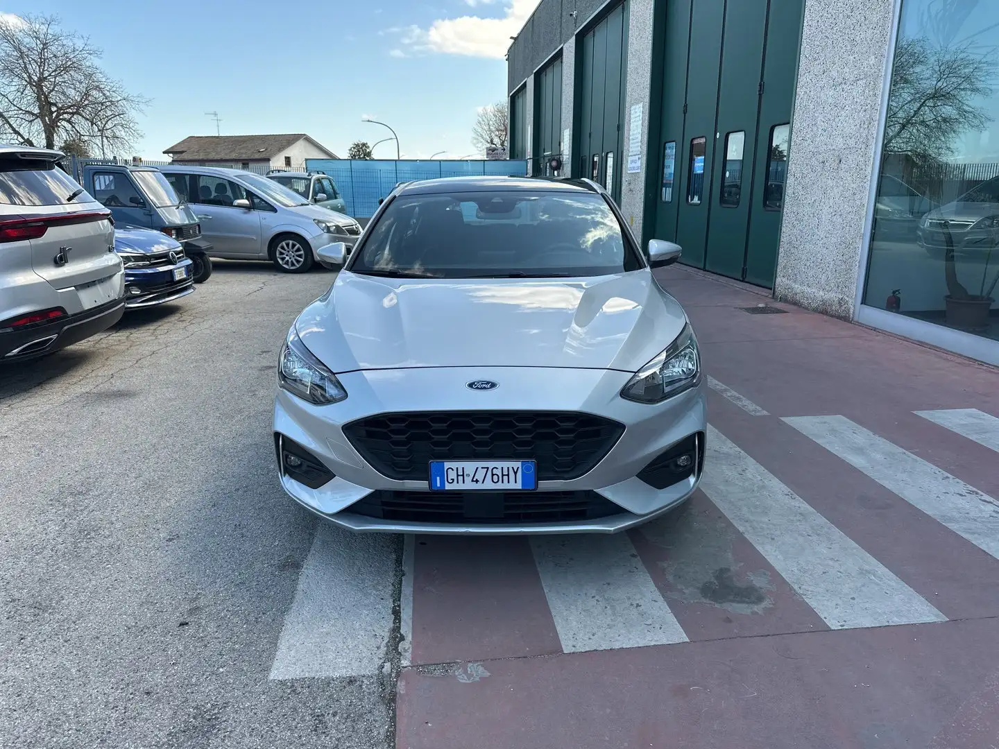 Ford Focus 1.0 EcoBoost Hybrid 125CV 5p. ST Line Silber - 2