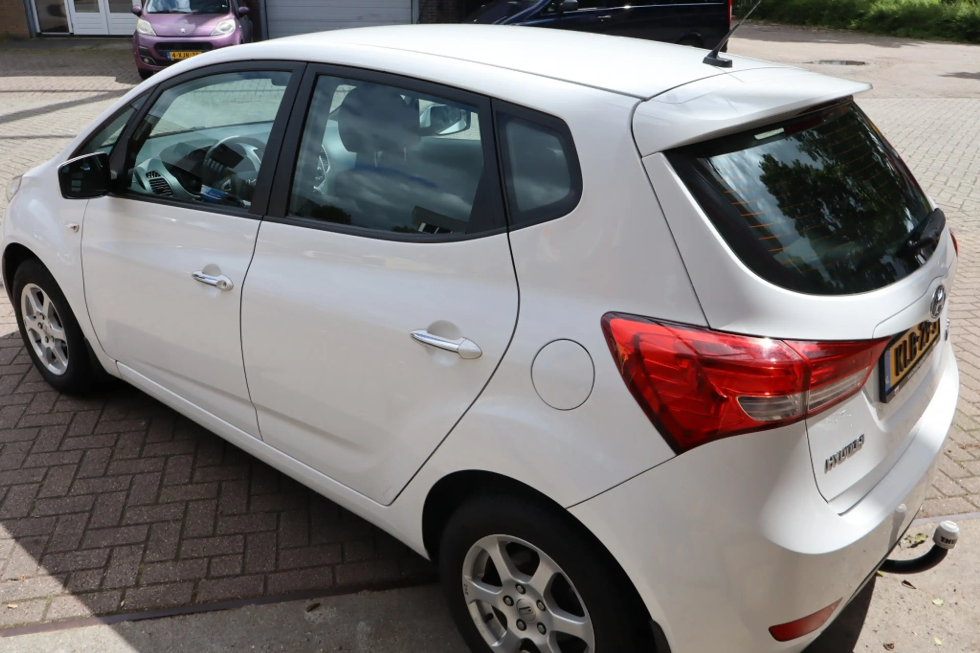 Hyundai iX20 1.4i i-Drive — photo 6