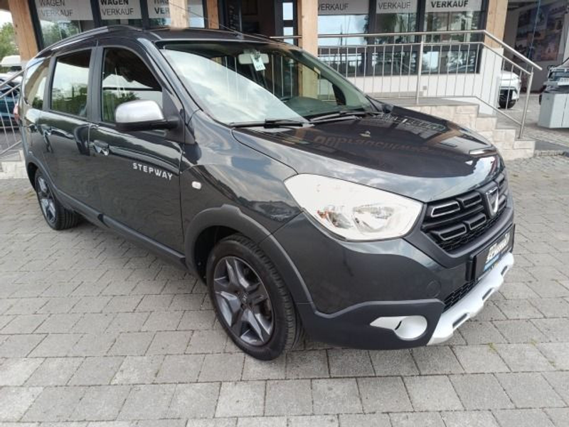 Dacia Lodgy LODGY 1.2 TCe 115 Stepway Celebration Start&Stop — photo 3
