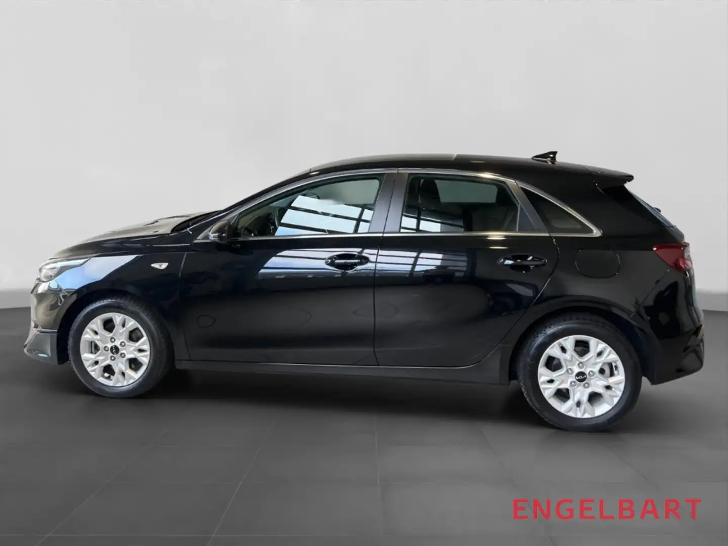 Kia Ceed / cee'd Vision 160PS-Komfort-Navi-CarPlay-PDC-SHZ-RFK-Temp Zwart - 2
