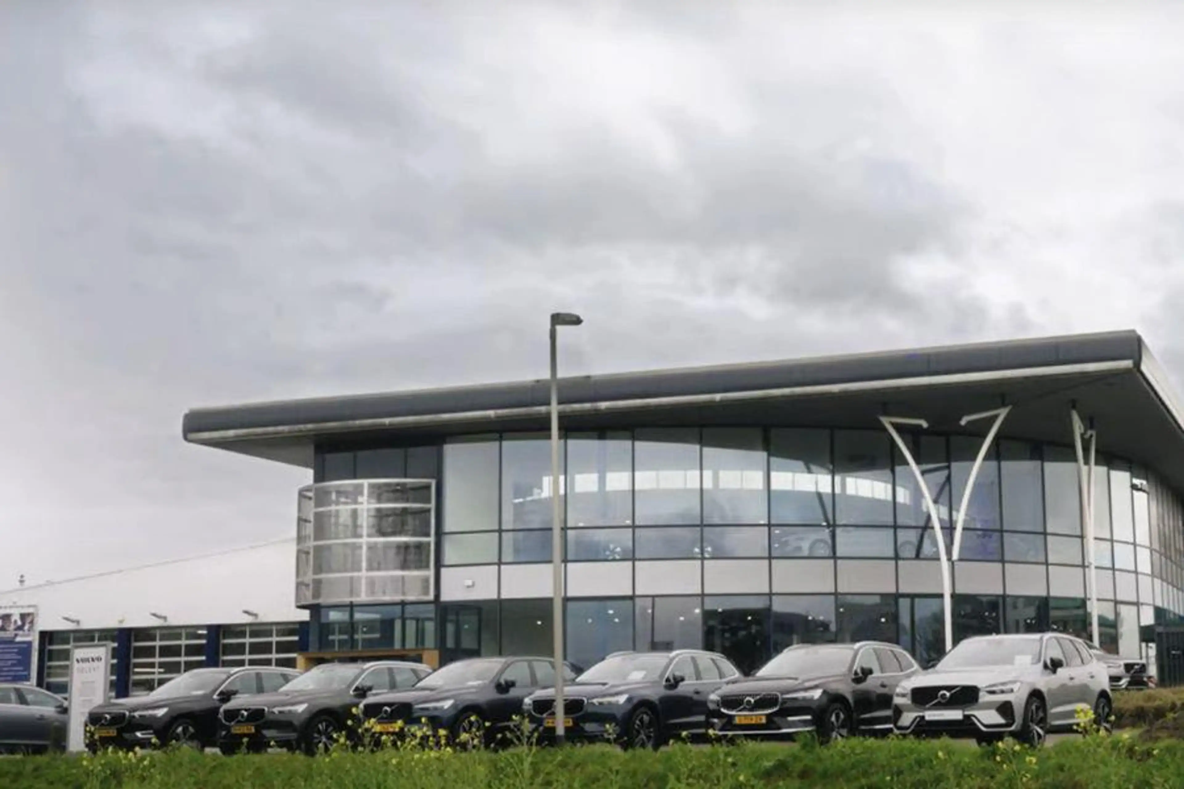 Volvo ES90 Single Motor Extended Range Ultra 92 kWh — photo 11