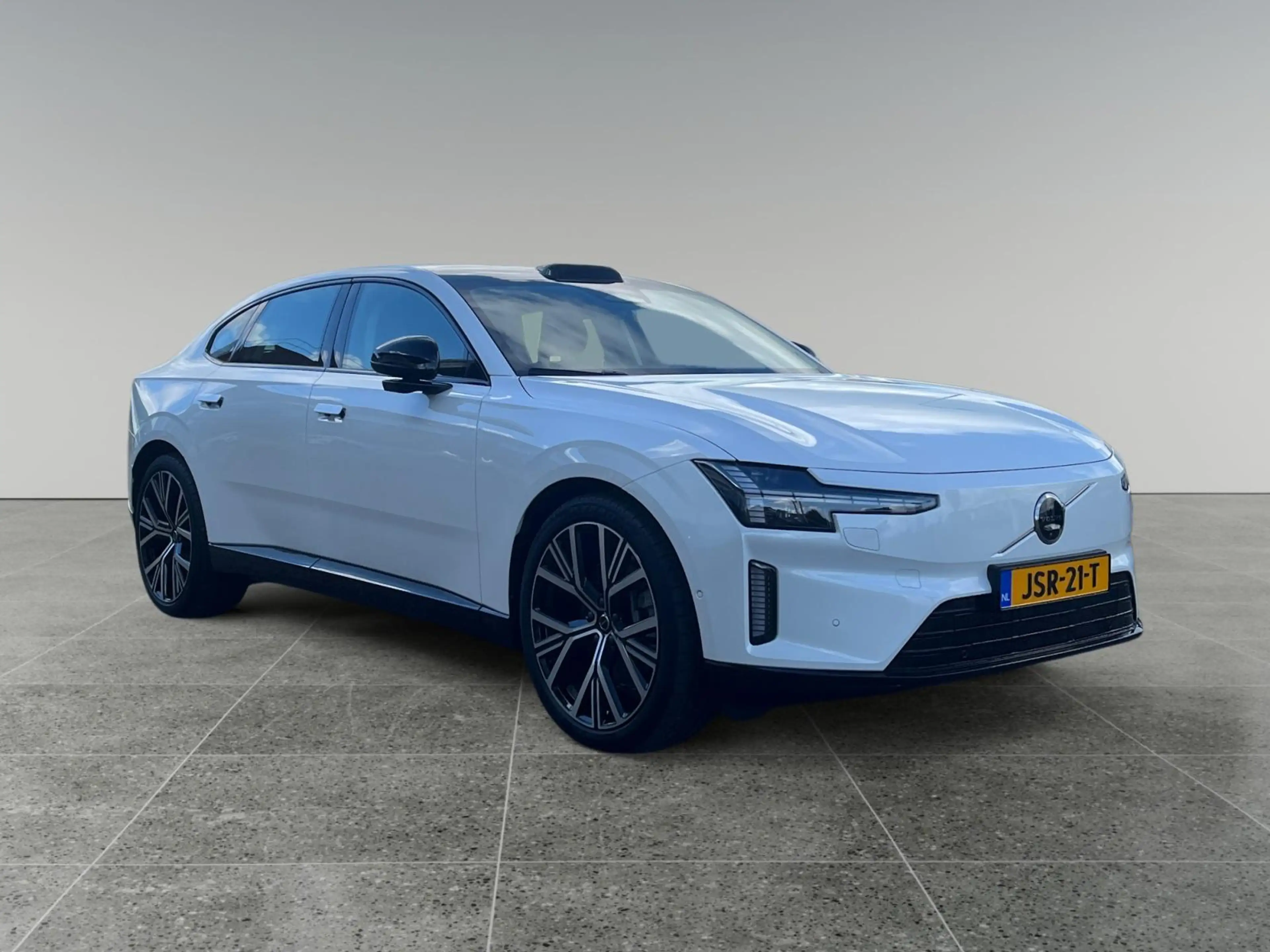 Volvo ES90 Single Motor Extended Range Ultra 92 kWh — photo 3