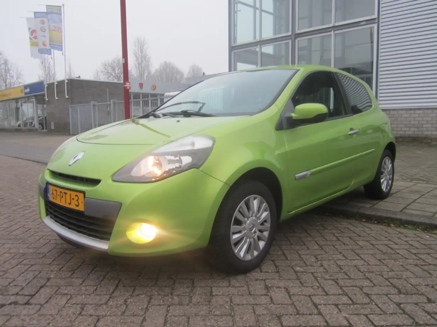 Renault Clio 1.2 Collection l Airco l LM velgen Grün - 1