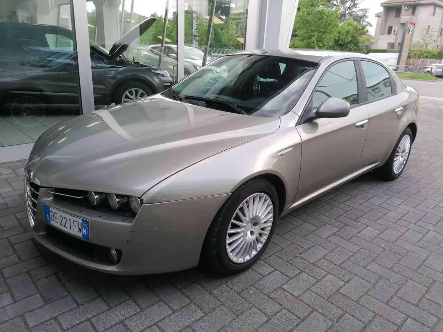 Alfa Romeo 159 1.9 JTDm 16V Distinctive Beige - 1
