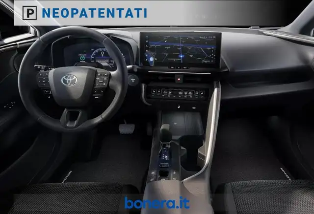 Toyota C-HR view 5
