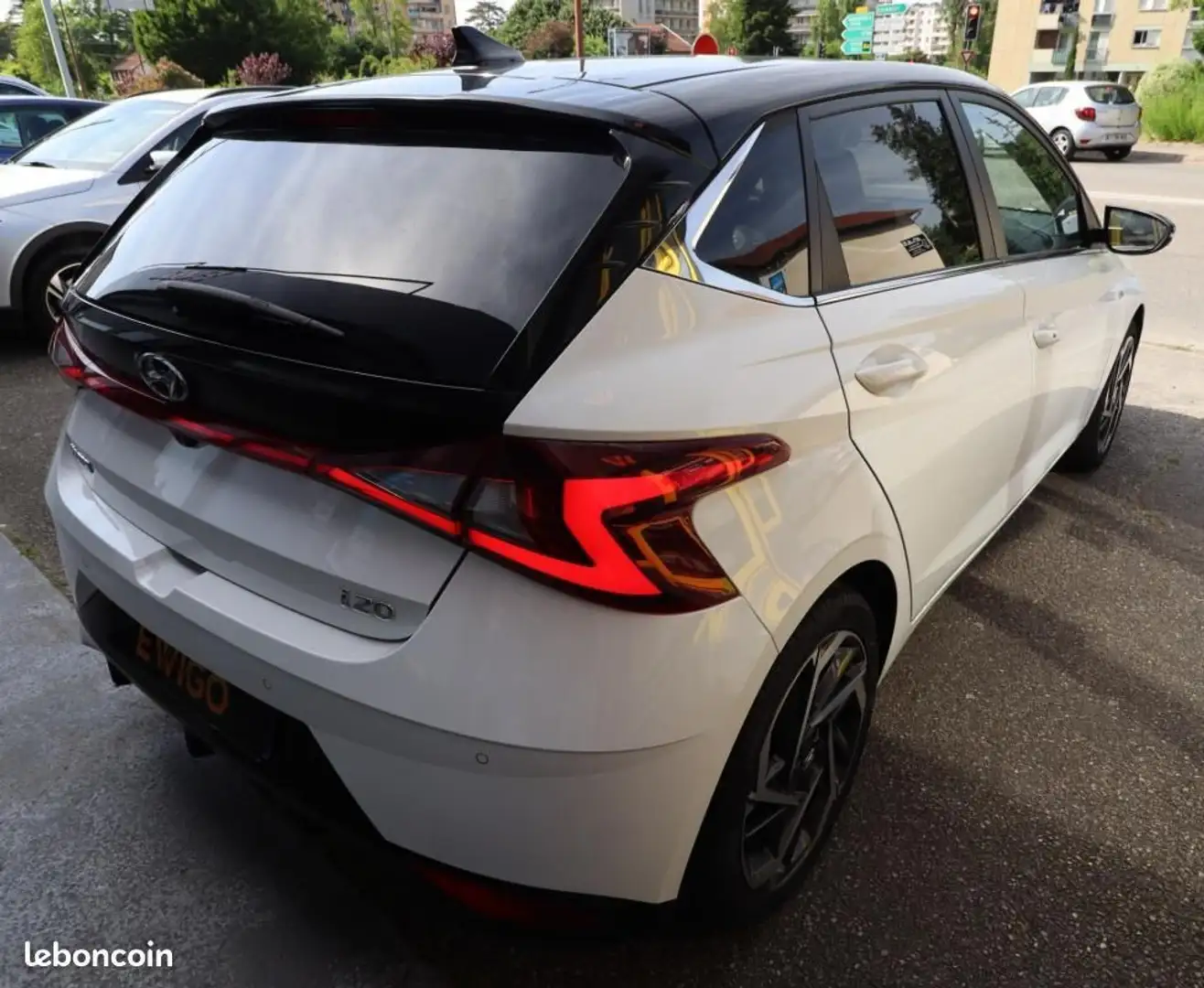 Hyundai i20 1.0 T-GDI 100 HYBRID MHEV 48VOLT CREATIVE Blanc - 2