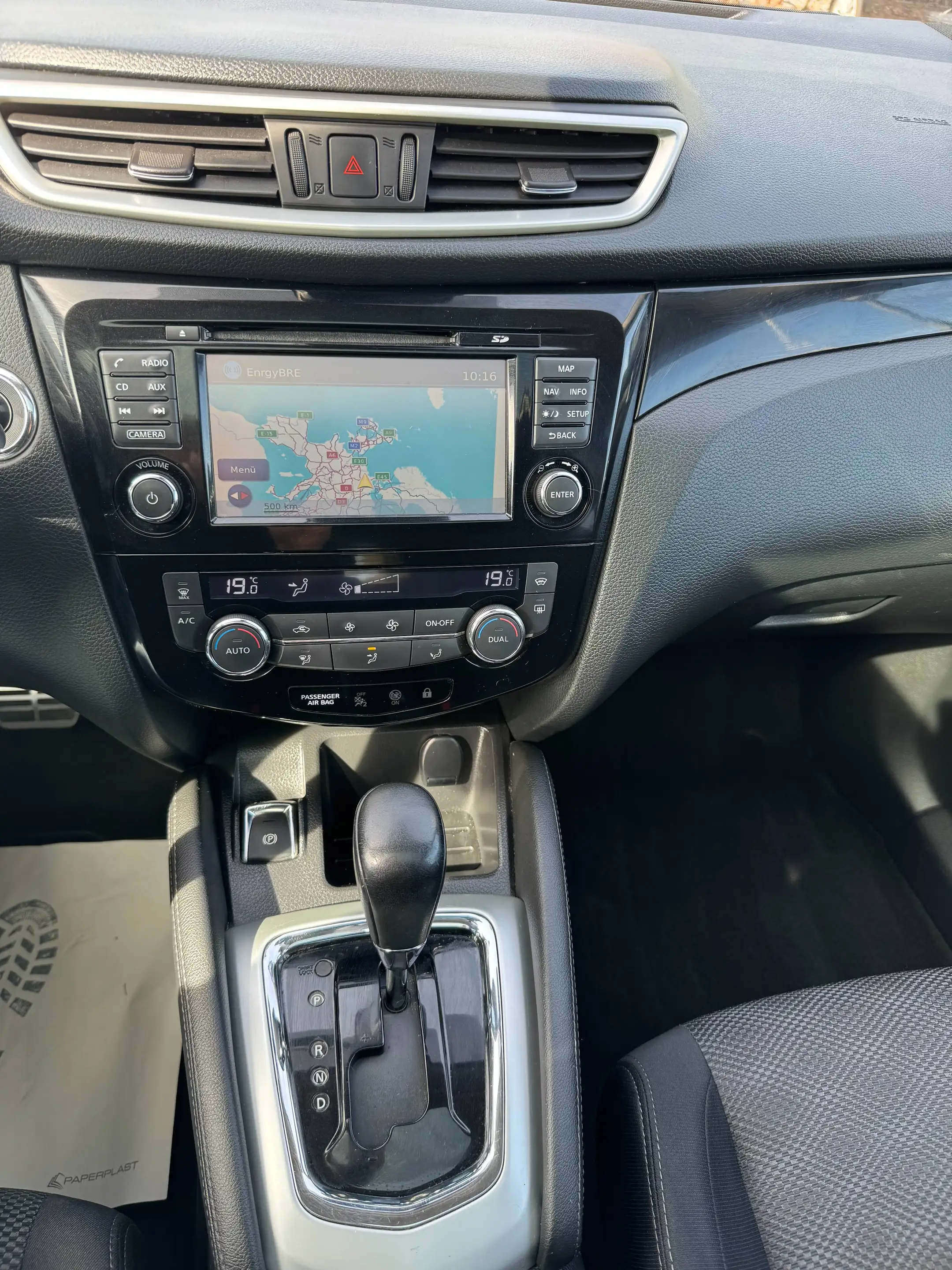 Nissan Qashqai N-Connecta-Automatik-NAV+Panorama+Shzg+ACC.. — photo 9