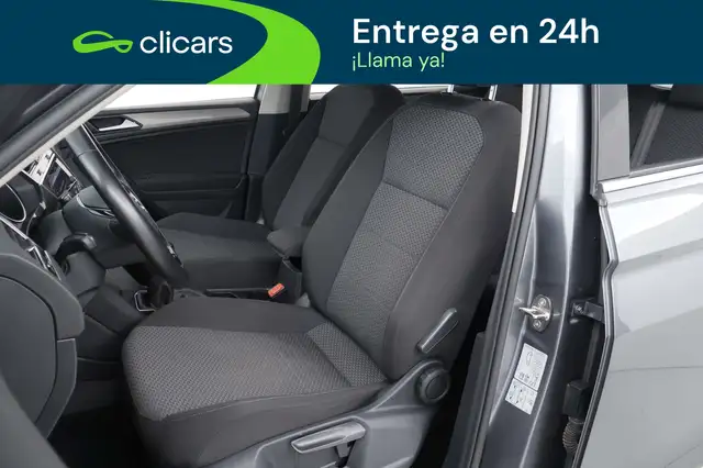 Volkswagen Tiguan Allspace view 14