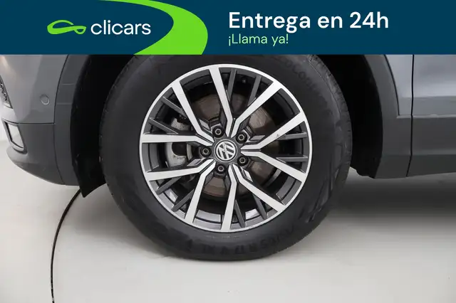 Volkswagen Tiguan Allspace view 11