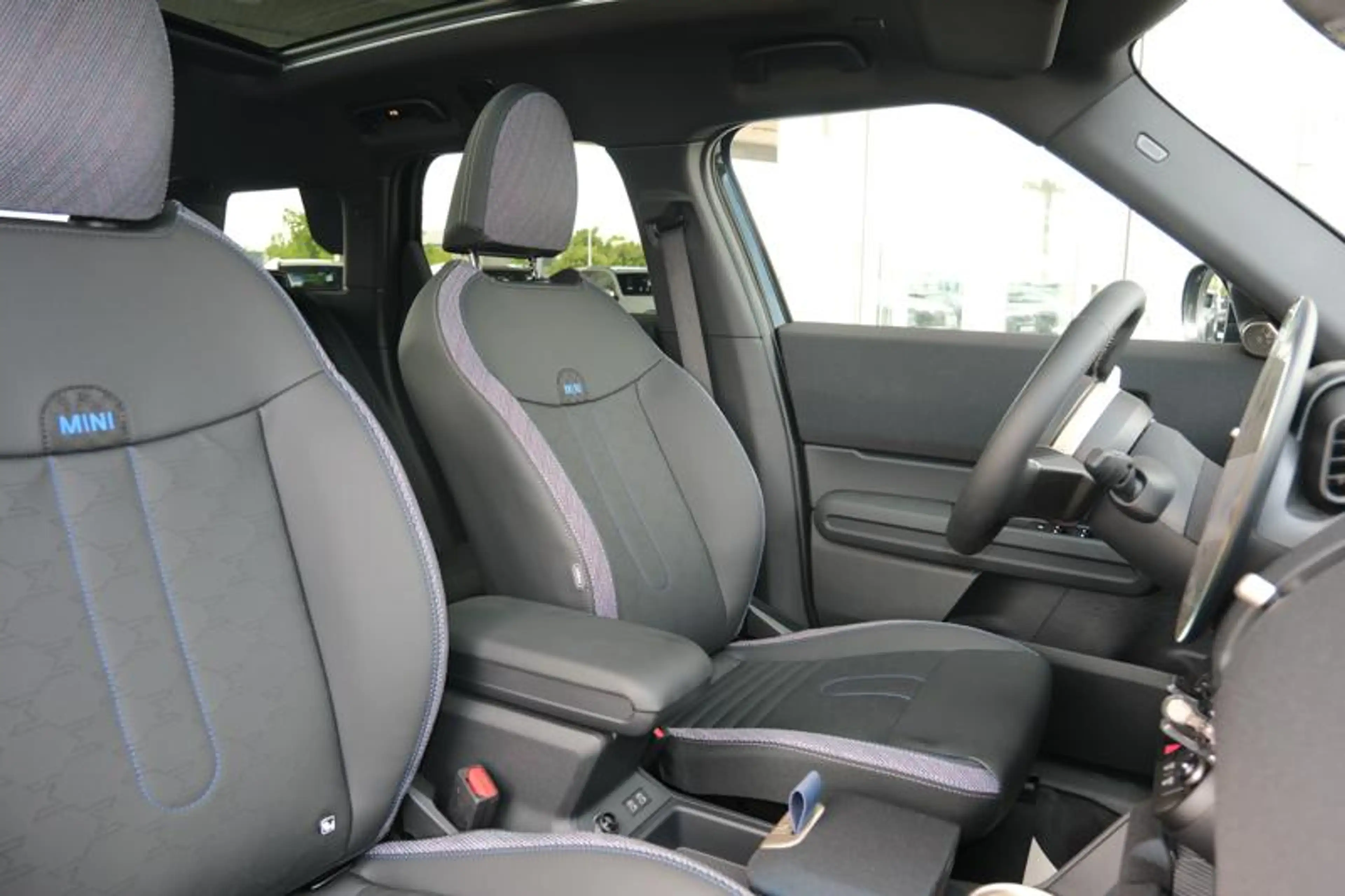 MINI Countryman C Countryman C Classic | PANO | H&K | HUD | — photo 13