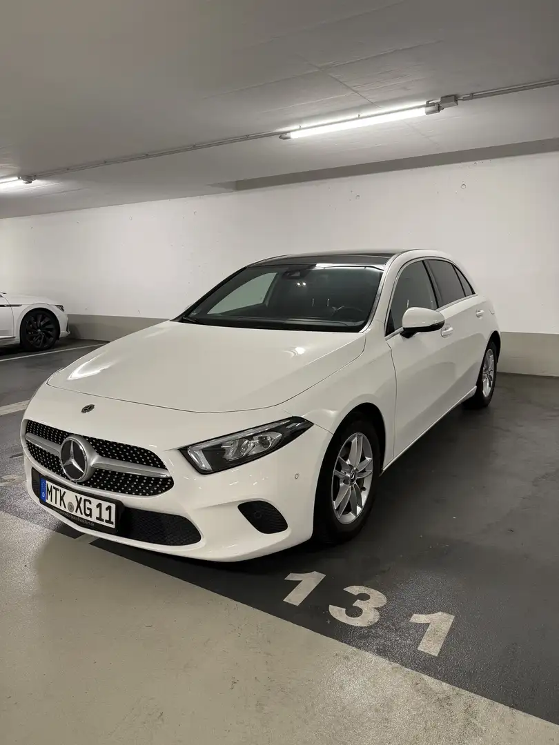 Mercedes-Benz A 180 A 180 d (177.003) Weiß - 2